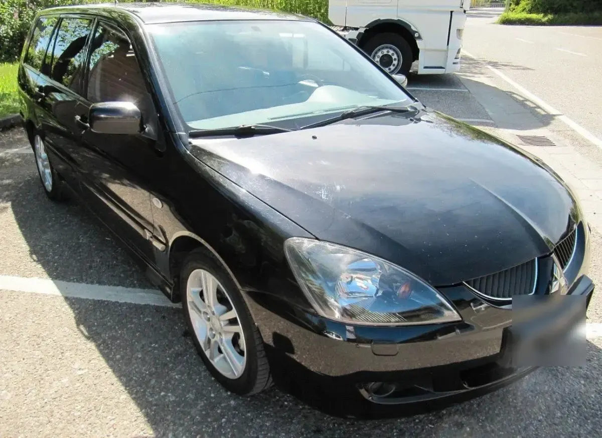 Gebraucht Mitsubishi Lancer 98 PS (72 kW) 2005 Schwarz Kombi