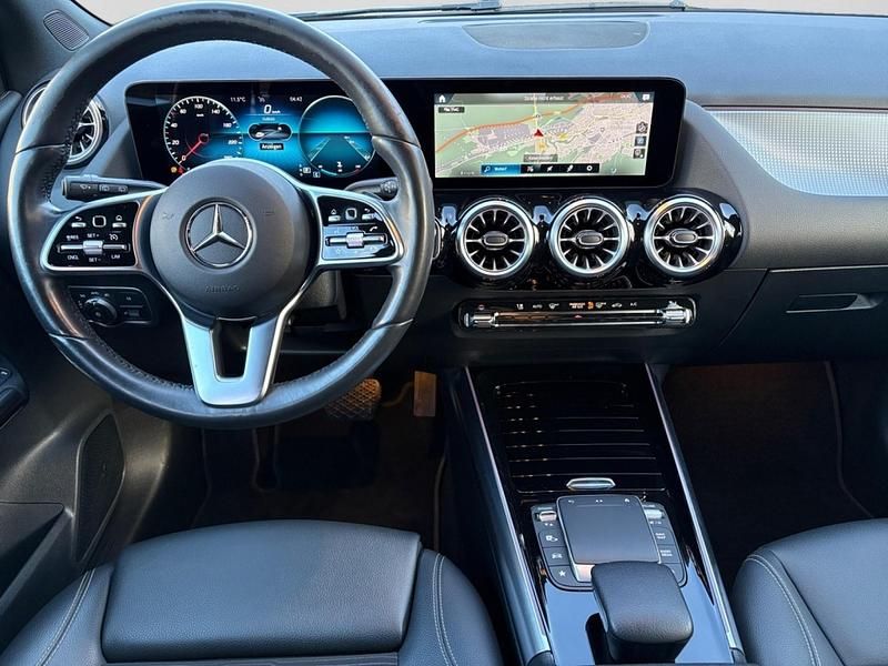 Gebraucht Mercedes B200 Progressive 120 PS (88 kW) 2022 Schwarz Van / Kleinbus