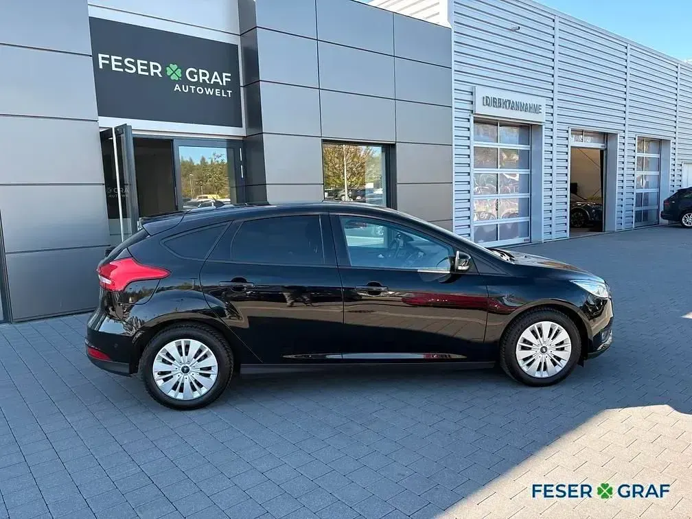 Usata Ford Focus 125 CV (91 kW) 2018 Nero Berlina