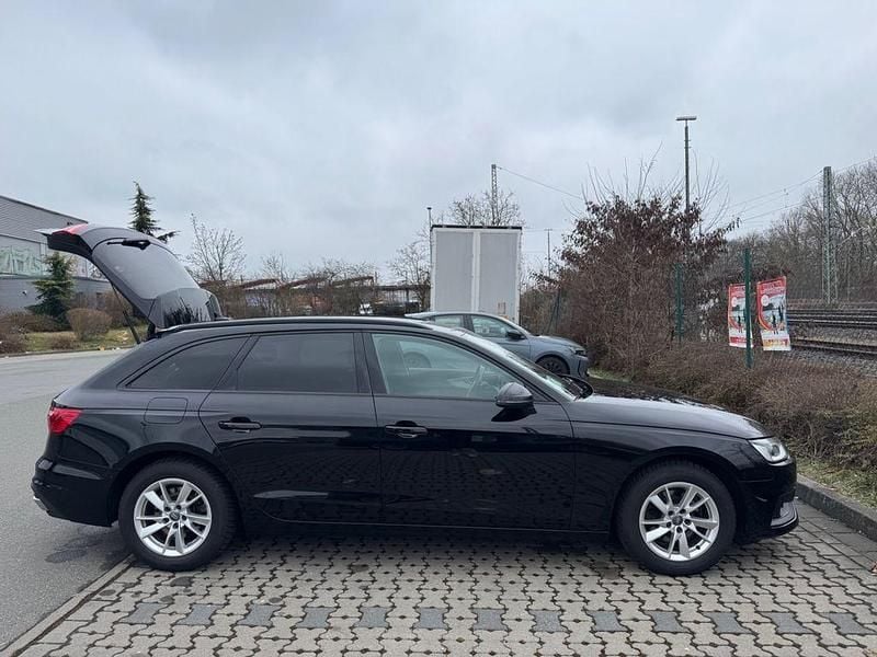 Gebraucht Audi A4 Ambiente 136 PS (100 kW) 2020 Schwarz Kombi