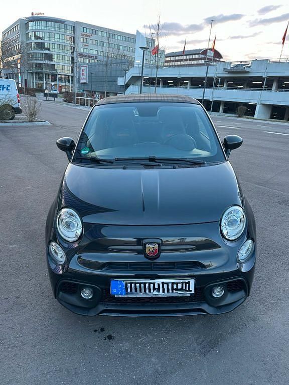 Gebraucht Abarth 595C Esseesse 179 PS (131 kW) 2021 Schwarz Cabrio