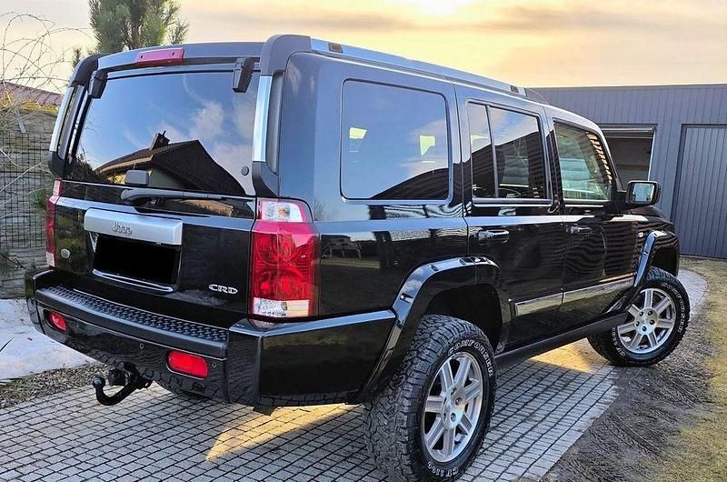 Gebraucht Jeep Commander Overland 218 PS (160 kW) 2009 Schwarz SUV