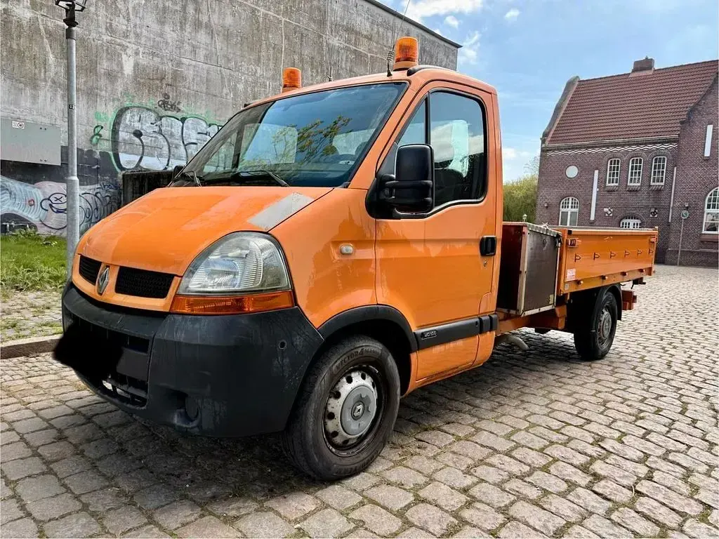 Käytetty Renault Master 99 HP (72 kW) 2006 Oranssi Tila-auto