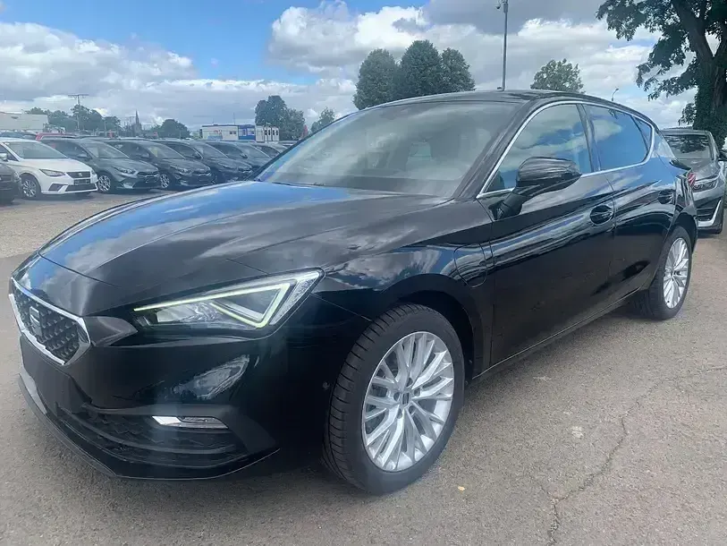 Gebraucht Seat Leon XCELLENCE 204 PS (150 kW) 2021 Mitternachtsschwarz Limousine