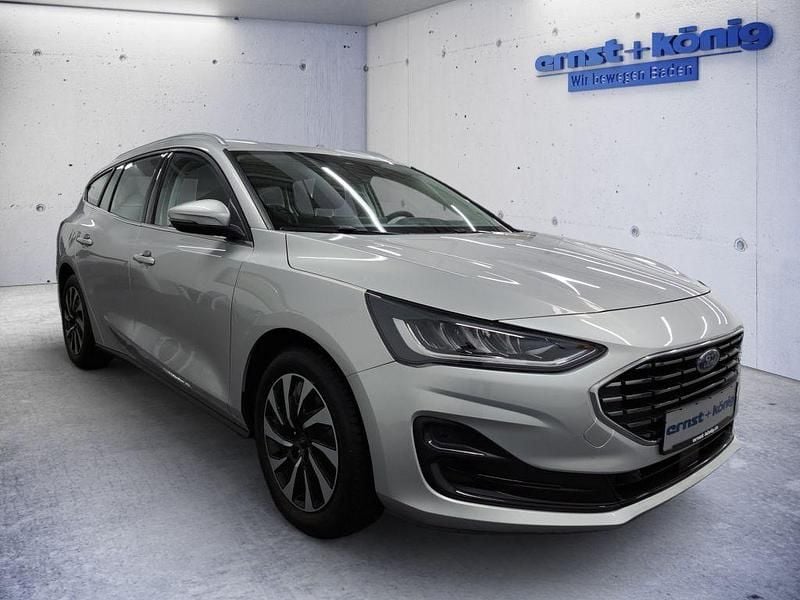 Używany Ford Focus Titanium 155 KM (114 kW) 2025 Srebrny Sedan/Limuzyna
