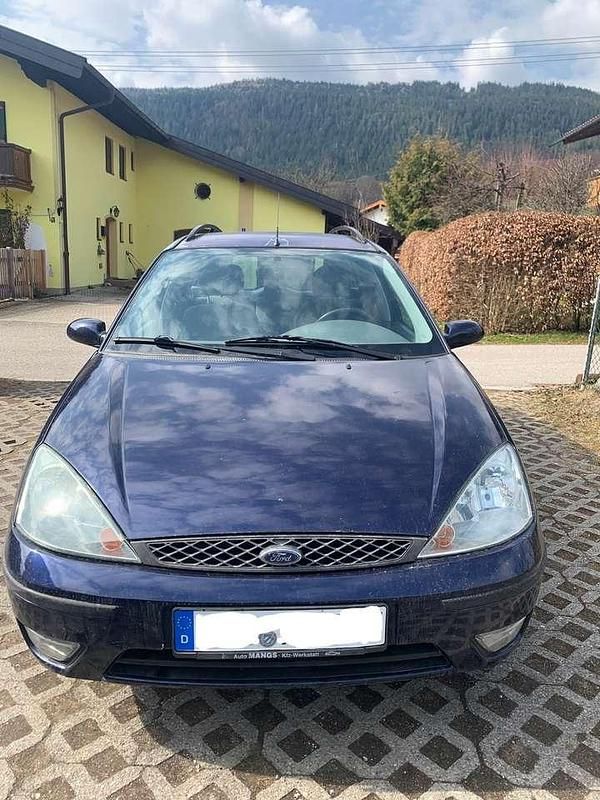Gebraucht Ford Focus Ambiente 101 PS (74 kW) 2001 Kombi
