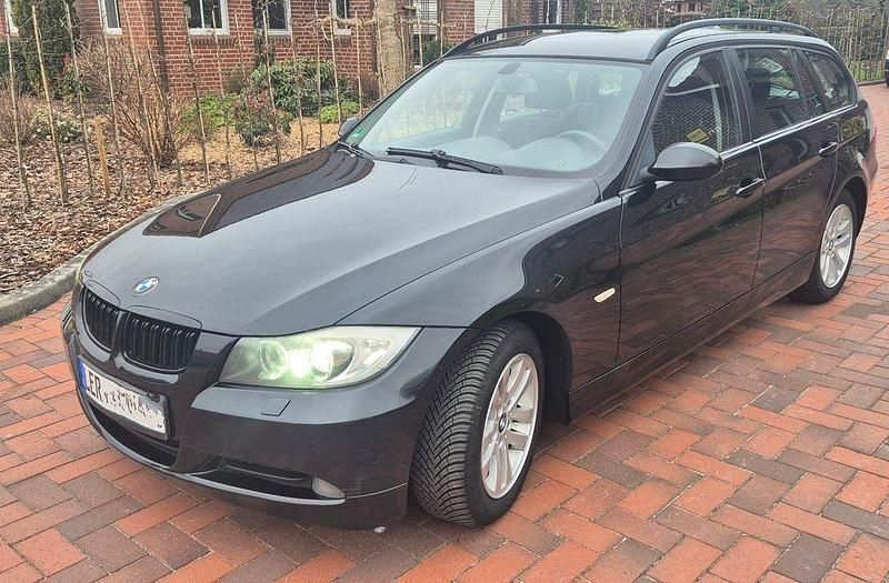 Gebraucht BMW 320 163 PS (119 kW) 2006 Schwarz Kombi