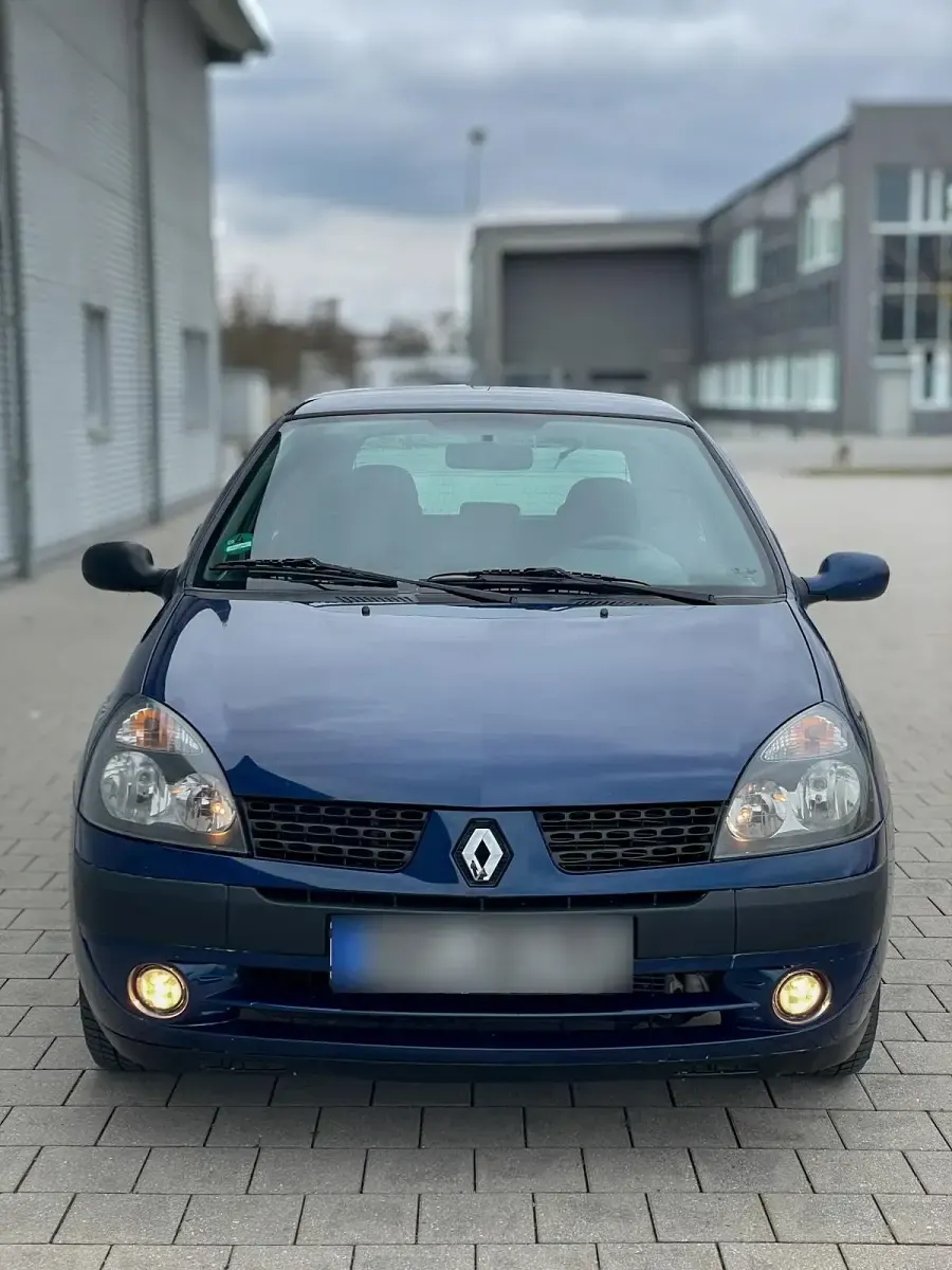 Gebraucht Renault Clio 60 PS (44 kW) 2001 Blau Kleinwagen