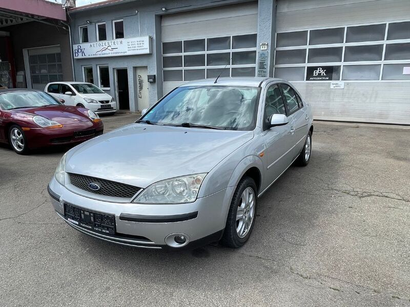 Silber Gebraucht 2003 Ford Mondeo Ghia Limousine | 1.900 € (Fairer Preis) - Bild 1/4