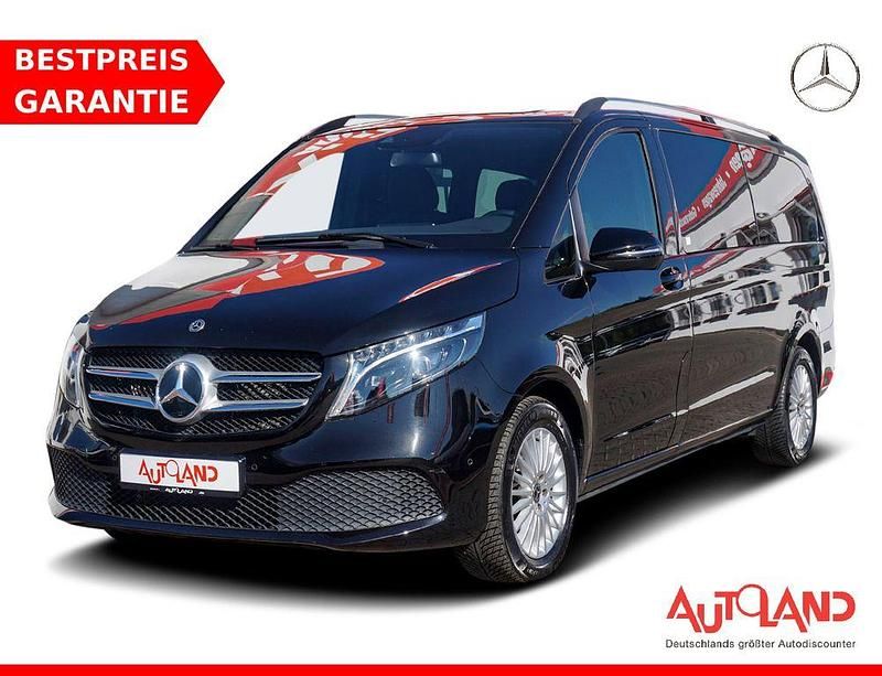 Schwarz Gebraucht 2024 Mercedes V300 Van / Kleinbus | 54.890 € (Superpreis) - Bild 1/4