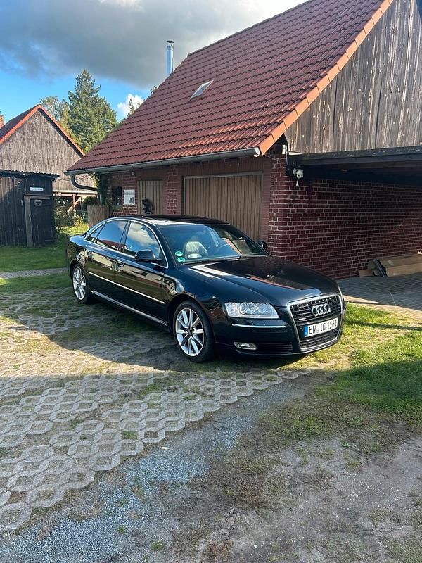 Schwarz Gebraucht 2008 Audi A8 Limousine | 7.000 € (Fairer Preis) - Bild 1/4