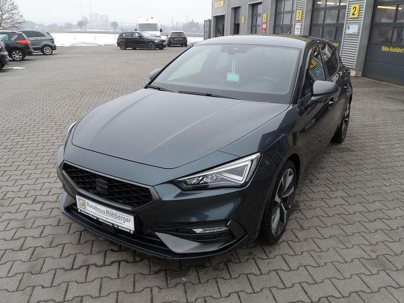 Gebraucht Seat Leon FR 150 PS (110 kW) 2022 Grau Limousine