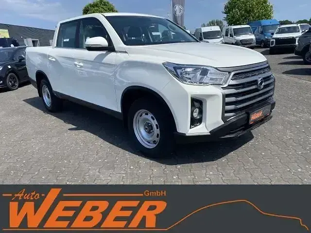 Gebraucht SsangYong Musso 203 PS (149 kW) 2022 Weiß Pickup