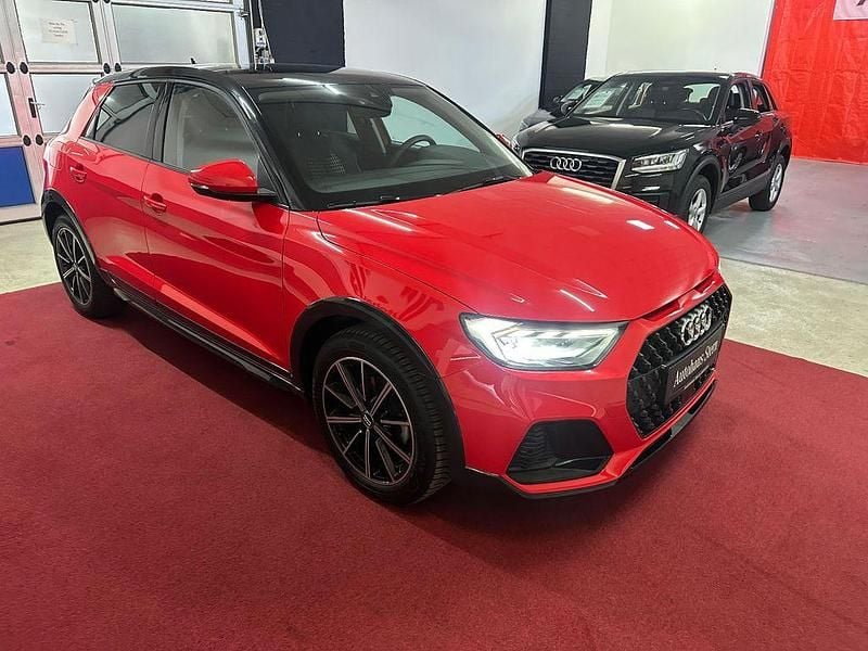 Gebraucht Audi A1 Sport 116 PS (85 kW) 2020 Rot SUV