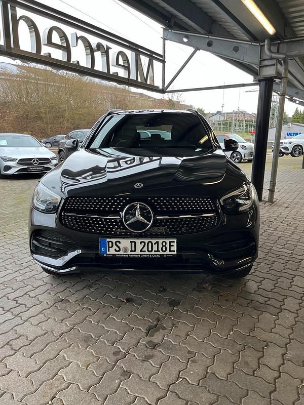 Gebraucht Mercedes GLC300 310 PS (228 kW) 2020 Grau SUV
