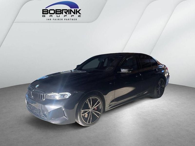 Schwarz Gebraucht 2023 BMW 330 Performance Limousine | 40.990 € (Fairer Preis) - Bild 1/4