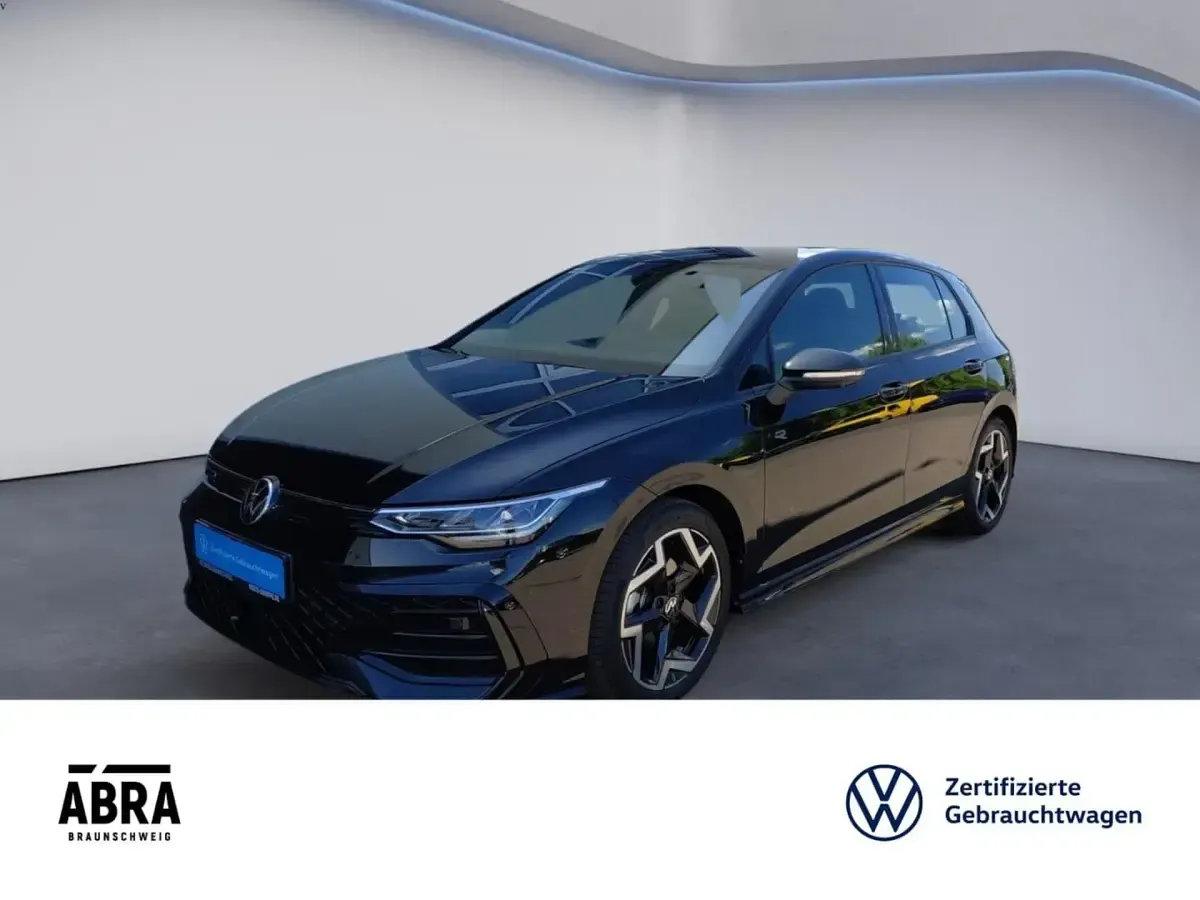 Gebraucht VW Golf VIII R-line 150 PS (110 kW) 2025 Schwarz Limousine