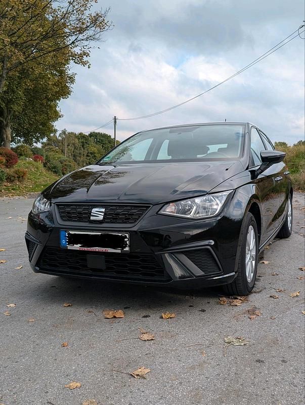 Schwarz Gebraucht 2021 Seat Ibiza Beats Limousine | 11.500 € (Guter Preis) - Bild 1/4