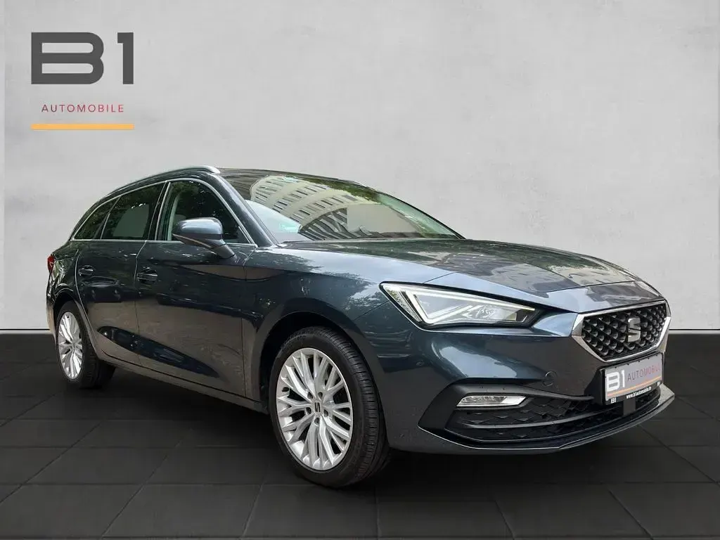 Gebraucht Seat Leon XCELLENCE 150 PS (110 kW) 2022 Grau Limousine