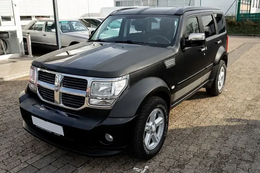 Gebraucht Dodge Nitro 177 PS (130 kW) 2008 Grau SUV