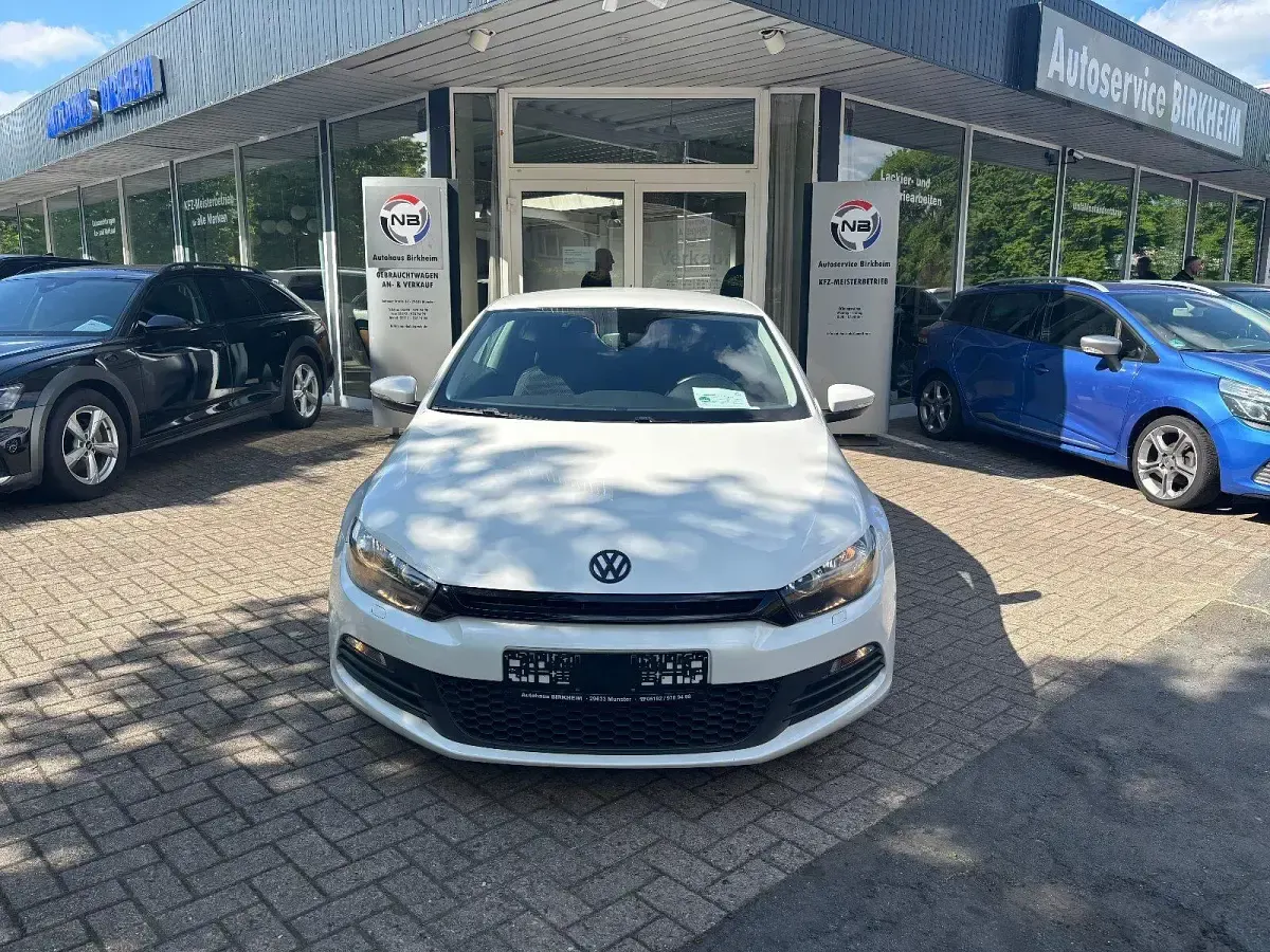 Gebraucht VW Scirocco 140 PS (102 kW) 2012 Weiß Coupé