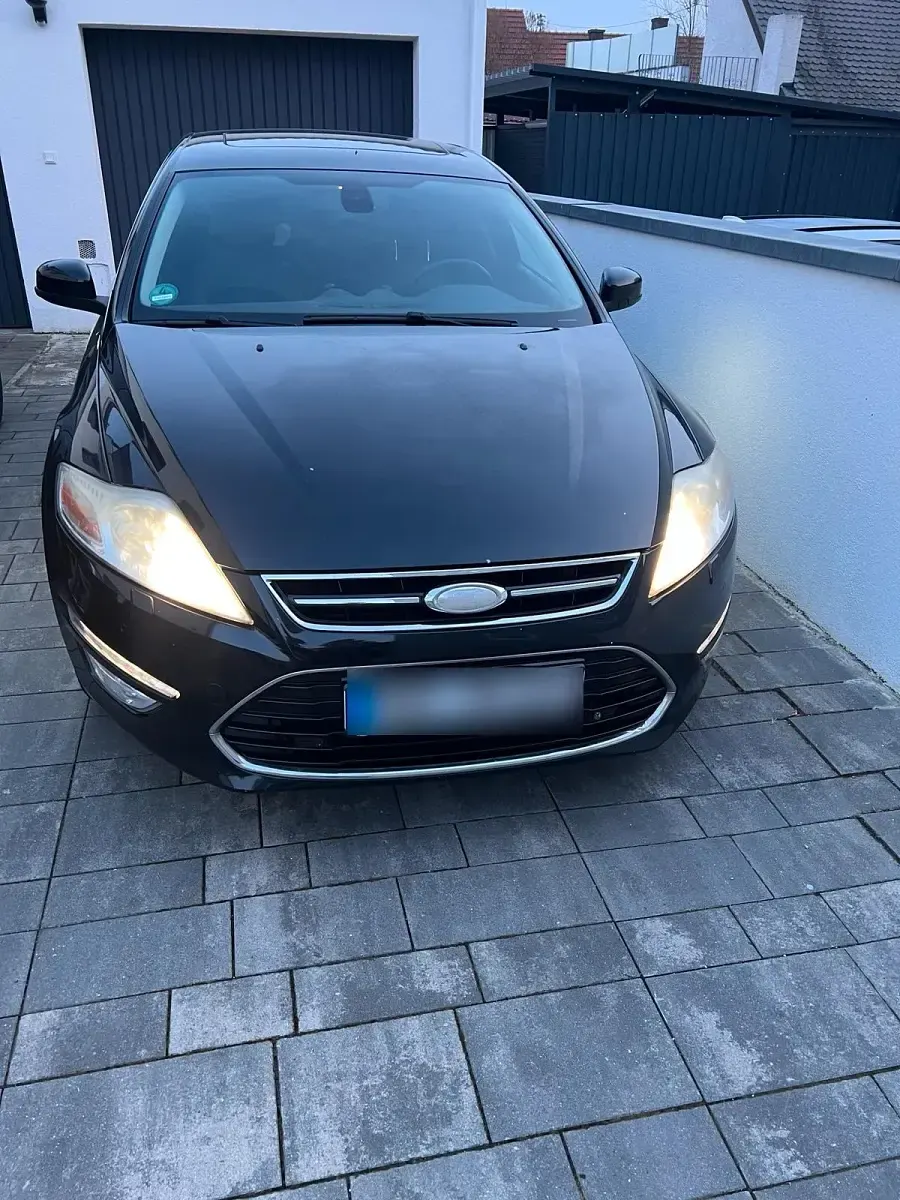 Gebraucht Ford Mondeo 240 PS (176 kW) 2011 Schwarz Limousine