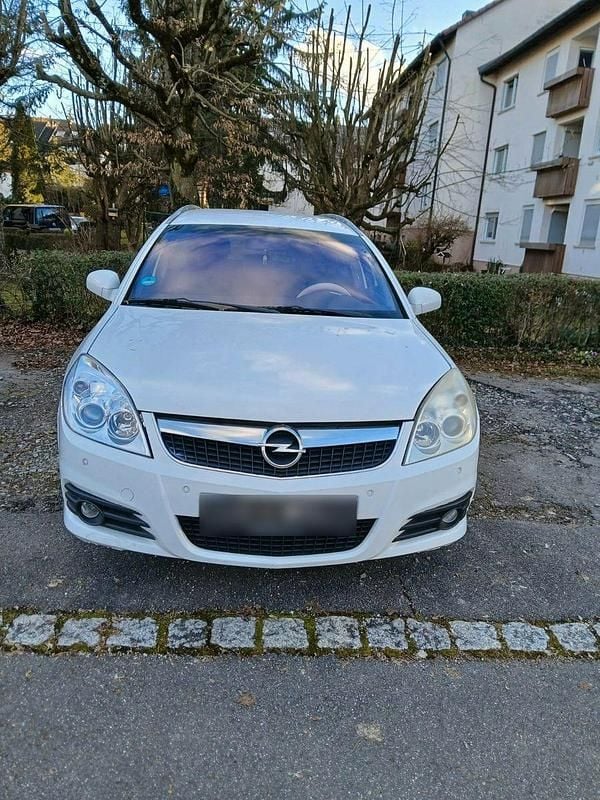 Gebraucht Opel Vectra Edition 101 PS (74 kW) 2007 Weiß Kombi