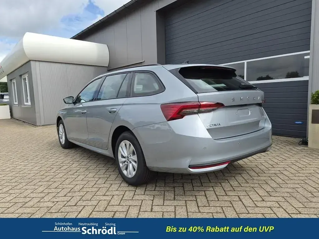 Neu Skoda Octavia Selection 150 PS (110 kW) 2026 Smokey diamondsilber ... Kombi