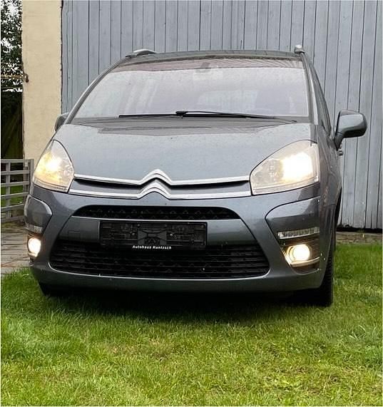 Silber Gebraucht 2011 Citroën C4 Limousine | 3.100 € (Guter Preis) - Bild 1/4