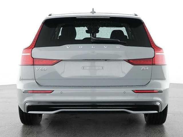 Gebraucht Volvo V60 145 PS (106 kW) 2025 Kombi