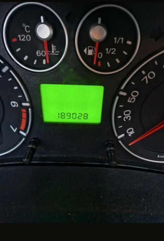 Schwarz Gebraucht 2007 Ford Fiesta Ambiente Kleinwagen | 1.000 € (Guter Preis) - Bild 1/4