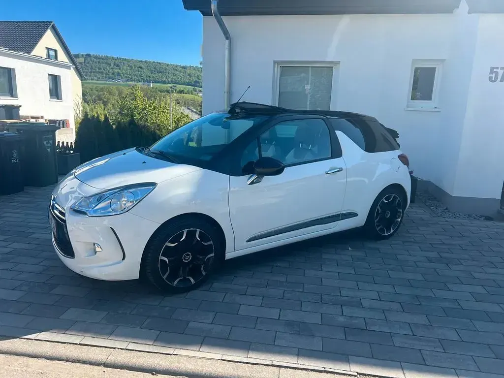Gebraucht Citroën DS3 Cabriolet 156 PS (114 kW) 2013 Schwarz Cabrio