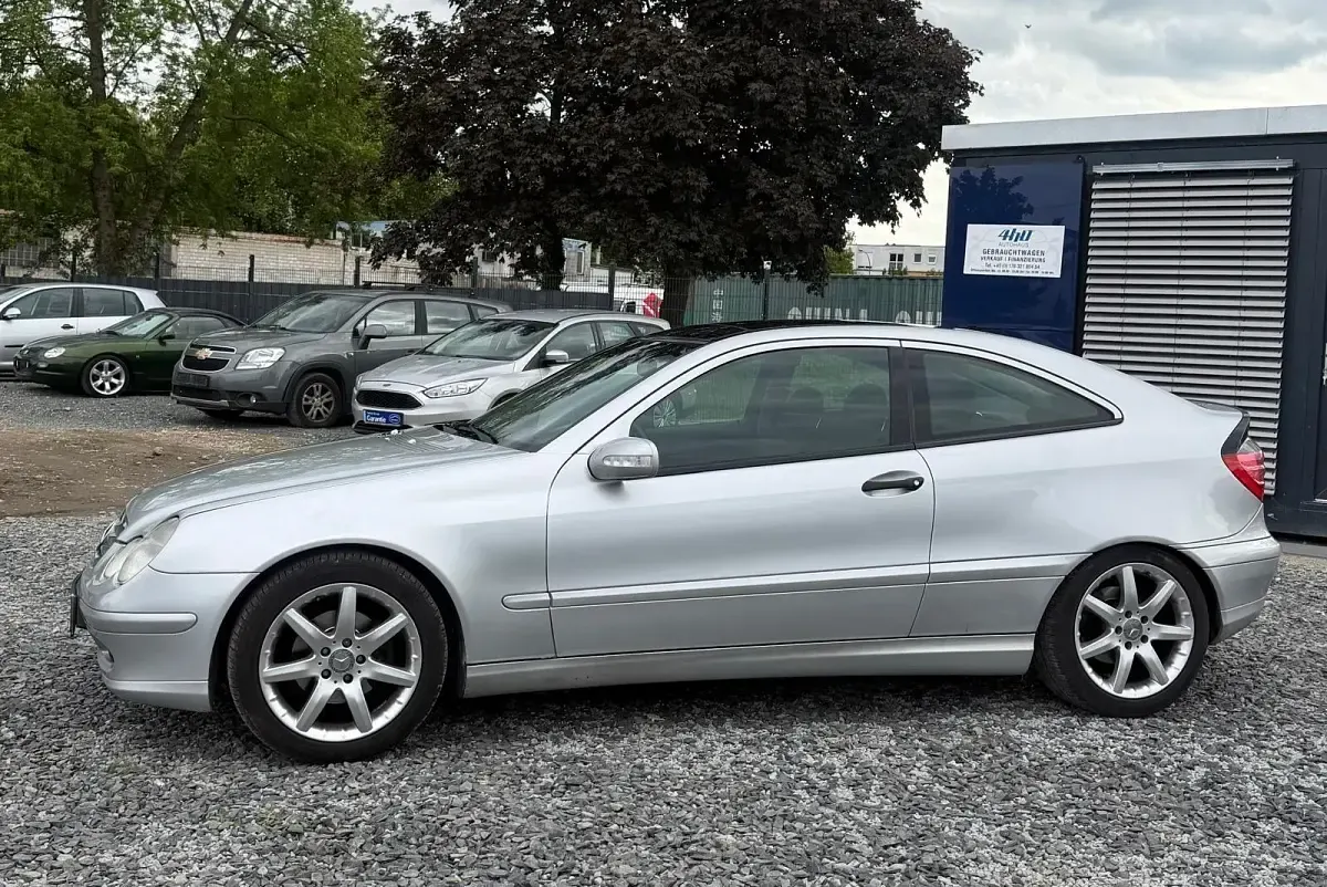 Gebraucht Mercedes CL200 163 PS (119 kW) 2001 Silber Coupé