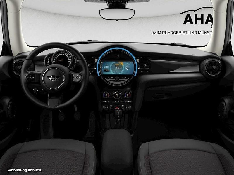 Gebraucht Mini Cooper 136 PS (100 kW) 2023 Midnight black Kleinwagen