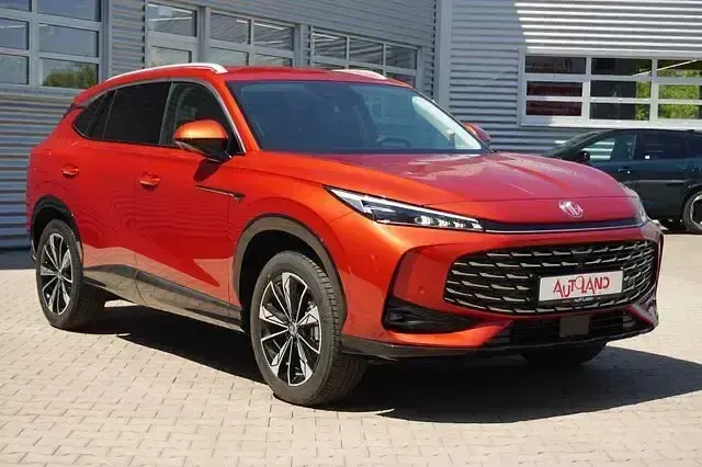 Neu MG HS Luxury 170 PS (125 kW) 2025 Andere SUV