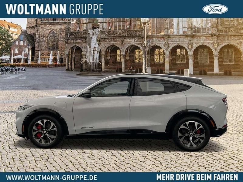 Gebraucht Ford Mustang Mach-E Premium 197 kW (269 PS) 2022 Space white SUV