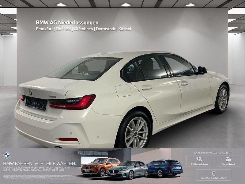 Gebraucht BMW 318 Comfort Edition 156 PS (114 kW) 2024 Weiß Limousine