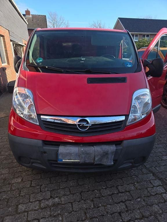 Gebraucht Opel Vivaro 90 PS (66 kW) 2010 Rot Van / Kleinbus