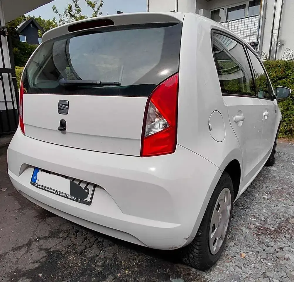 Gebraucht Seat Mii Electric Basis 61 kW (83 PS) 2021 "candy" weiss Kleinwagen