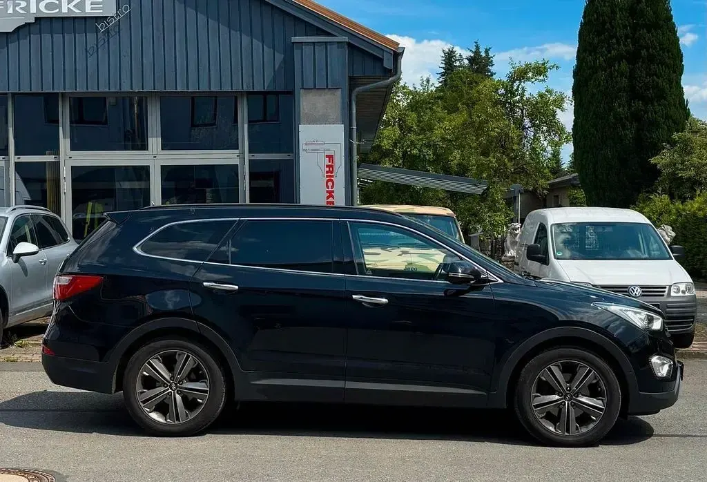 Gebraucht Hyundai Grand Santa Fe 197 PS (144 kW) 2021 Schwarz SUV