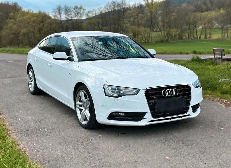 Weiß Gebraucht 2016 Audi A5 S-Line Limousine | 13.200 € (Fairer Preis) - Bild 1/4
