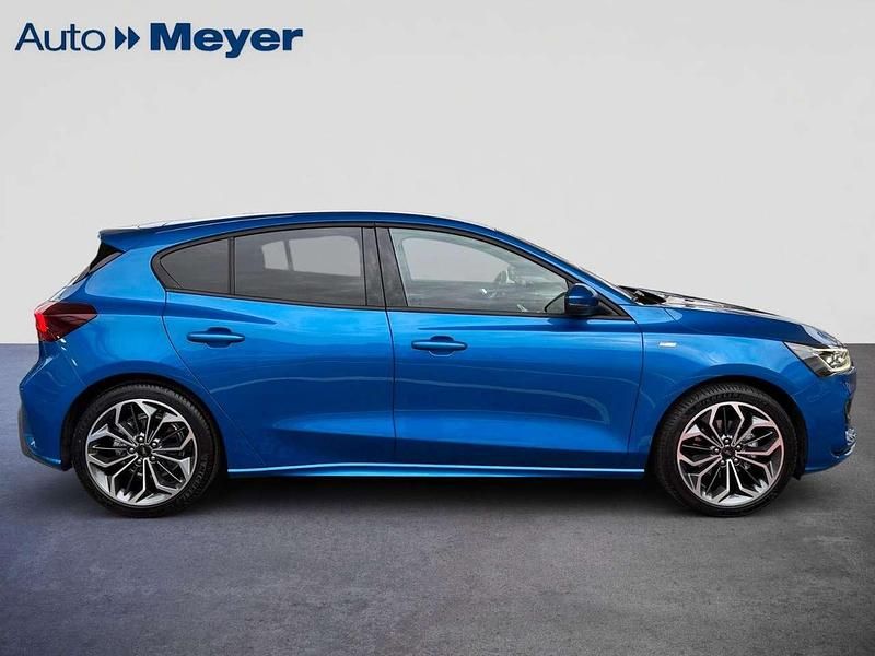 Gebraucht Ford Focus ST-Line X 155 PS (114 kW) 2025 Blau Limousine