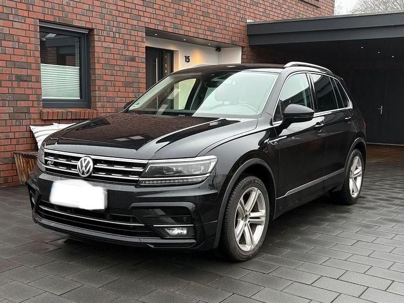 Gebraucht VW Tiguan R-line 150 PS (110 kW) 2020 Schwarz SUV