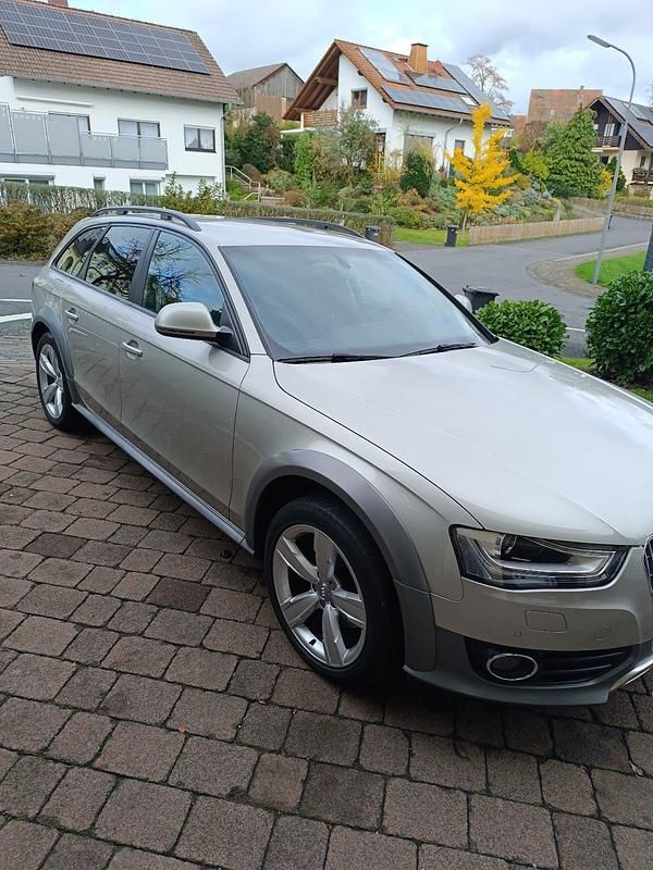 Gebraucht Audi A4 Allroad 150 PS (110 kW) 2015 Silber Kombi