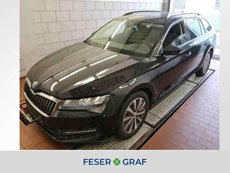 Schwarz Gebraucht 2022 Skoda Superb Ambition Kombi | 22.450 € (Fairer Preis) - Bild 1/4