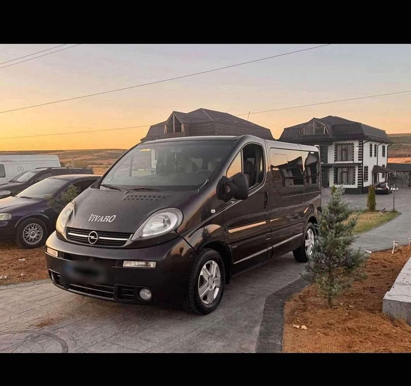 Gebraucht Opel Vivaro 135 PS (99 kW) 2005 Schwarz Van / Kleinbus