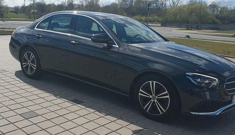 Gebraucht Mercedes E200 Avantgarde 160 PS (117 kW) 2022 Grau Limousine