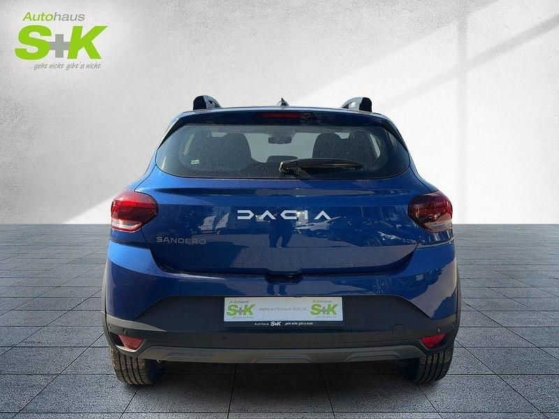 Neu Dacia Sandero Expression 91 PS (66 kW) 2025 Ironblau metallic (blau) Kleinwagen