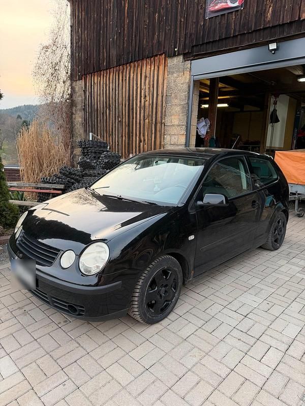 Gebraucht VW Polo 75 PS (55 kW) 2001 Schwarz Kleinwagen
