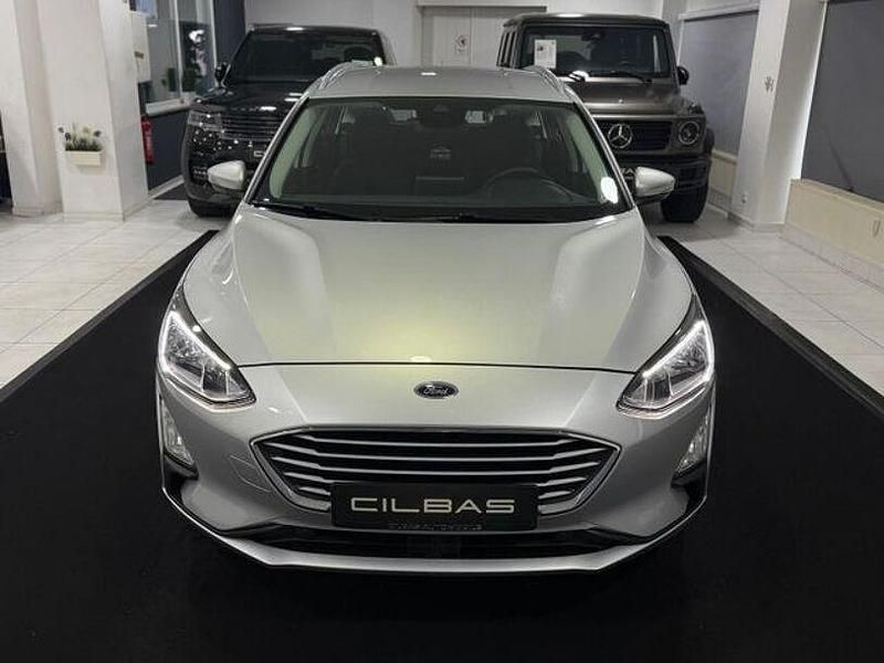 Gebraucht Ford Focus Cool & Connect 120 PS (88 kW) 2021 Silber Kombi